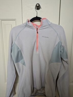 Columbia Gray Fleece Top with Red Omni-Heat Accent
